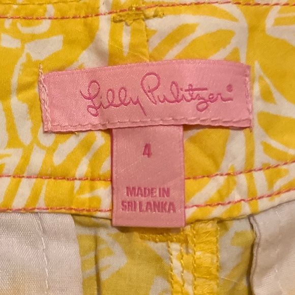 Lilly Pulitzer Yellow and White Shorts - Picture 3 of 7